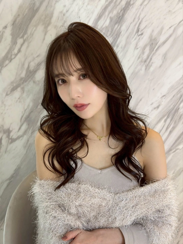 ゆるふわパーマで垢抜け!20〜30代に人気のパーマスタイルとカラーの合わせ方を美容師が解説