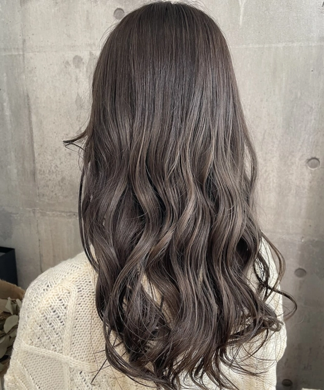 イルミナカラーとは?特徴・メリット・デメリット・色持ちまで美容師が徹底解説