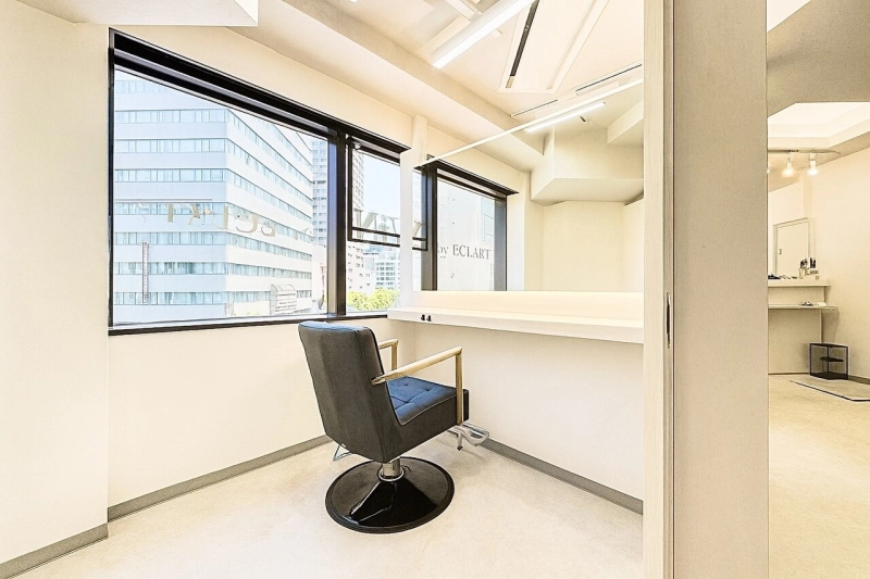 ARiA TWiN by ECLART 池袋西口店