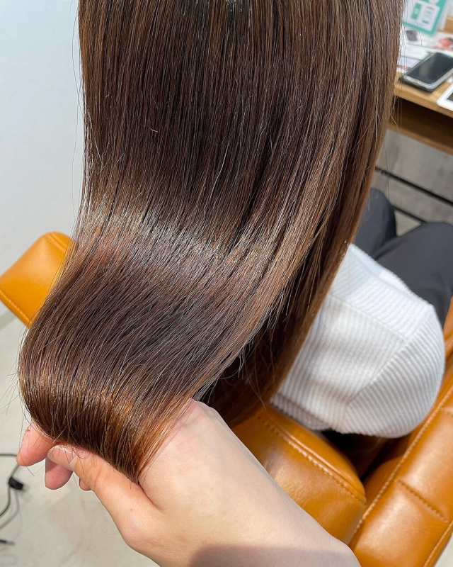 毎日ストレートアイロンを使う方に☆ダメージレス縮毛矯正