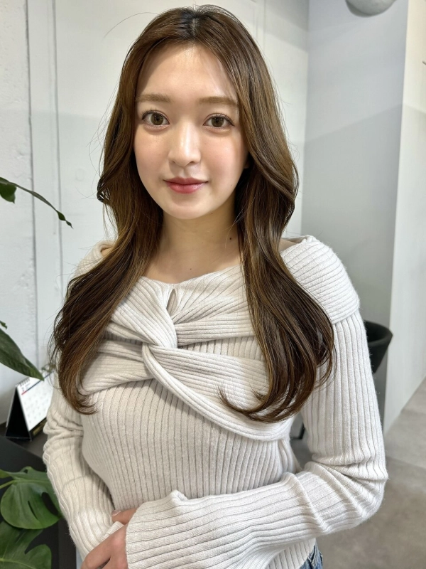 ★くびれロングレイヤースタイル